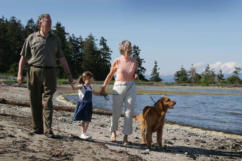 Oceanside Village Resort Parksville Exterior foto